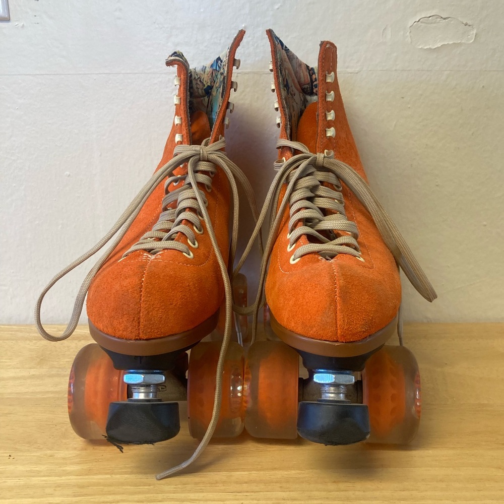 Moxi Lolly Outdoor Skates in Clementine